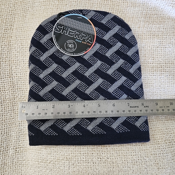 Men's NAVY BLUE & GRAY beanie. Faux fur lined. - Picture 2 of 5